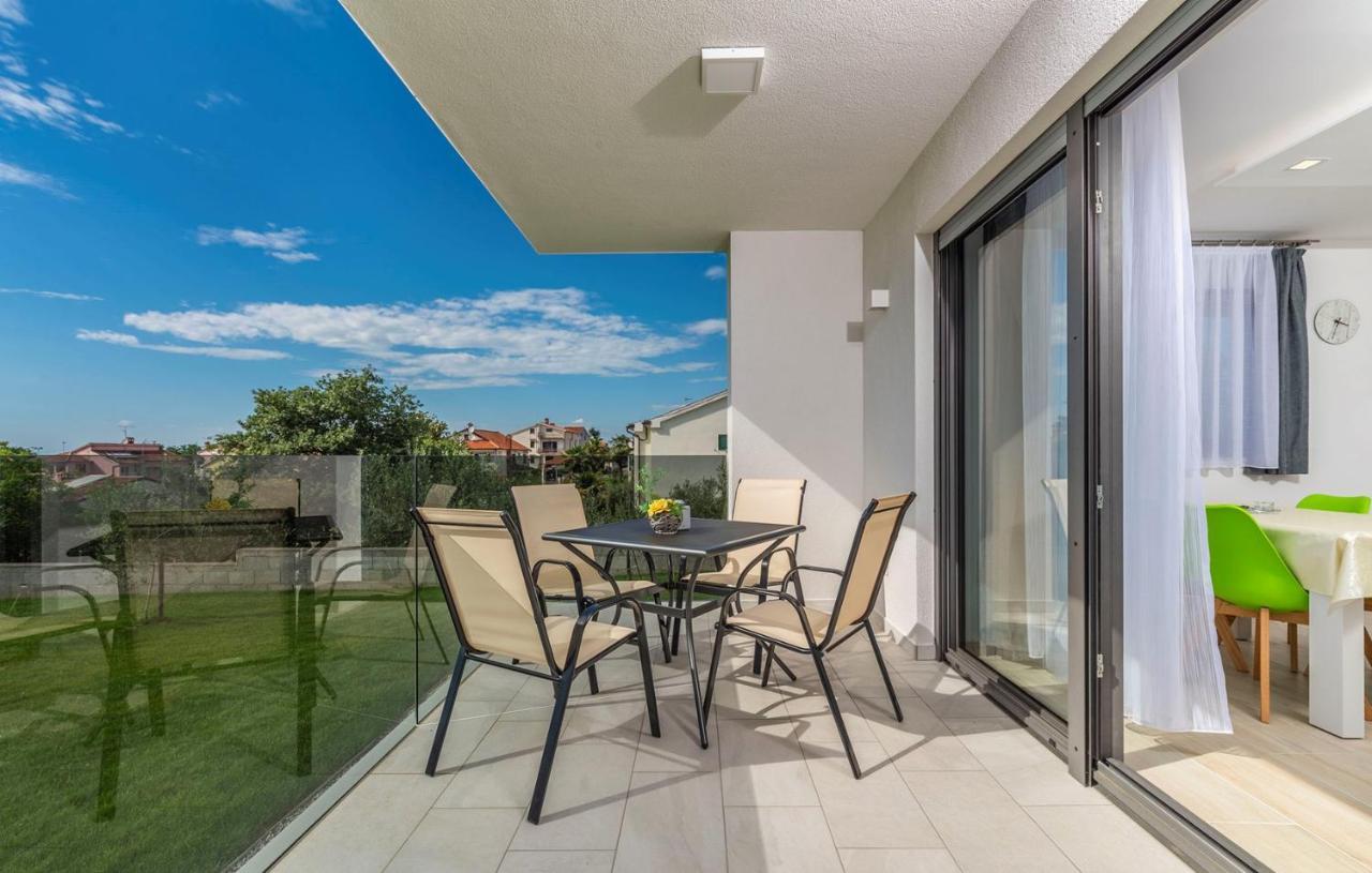 Apart Residence Blue Sea Пореч Экстерьер фото