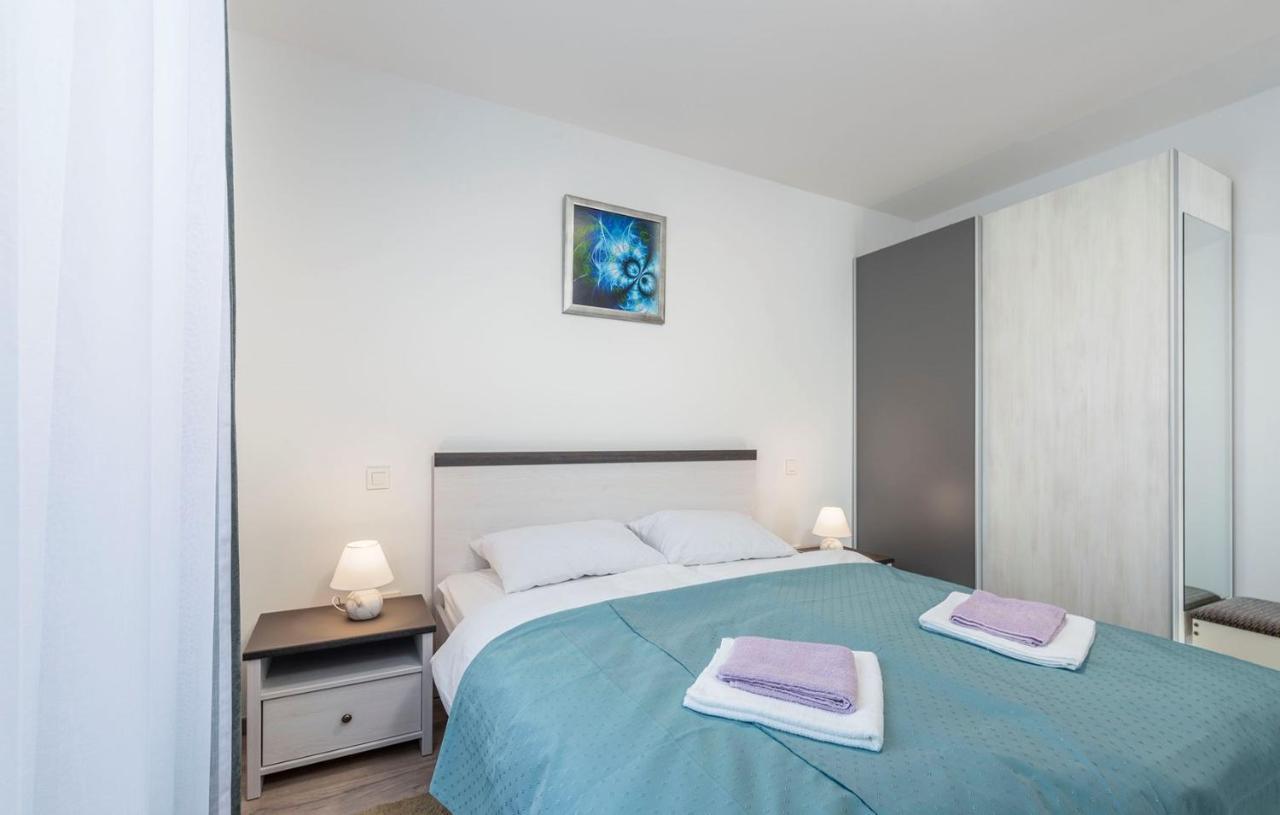 Apart Residence Blue Sea Пореч Экстерьер фото
