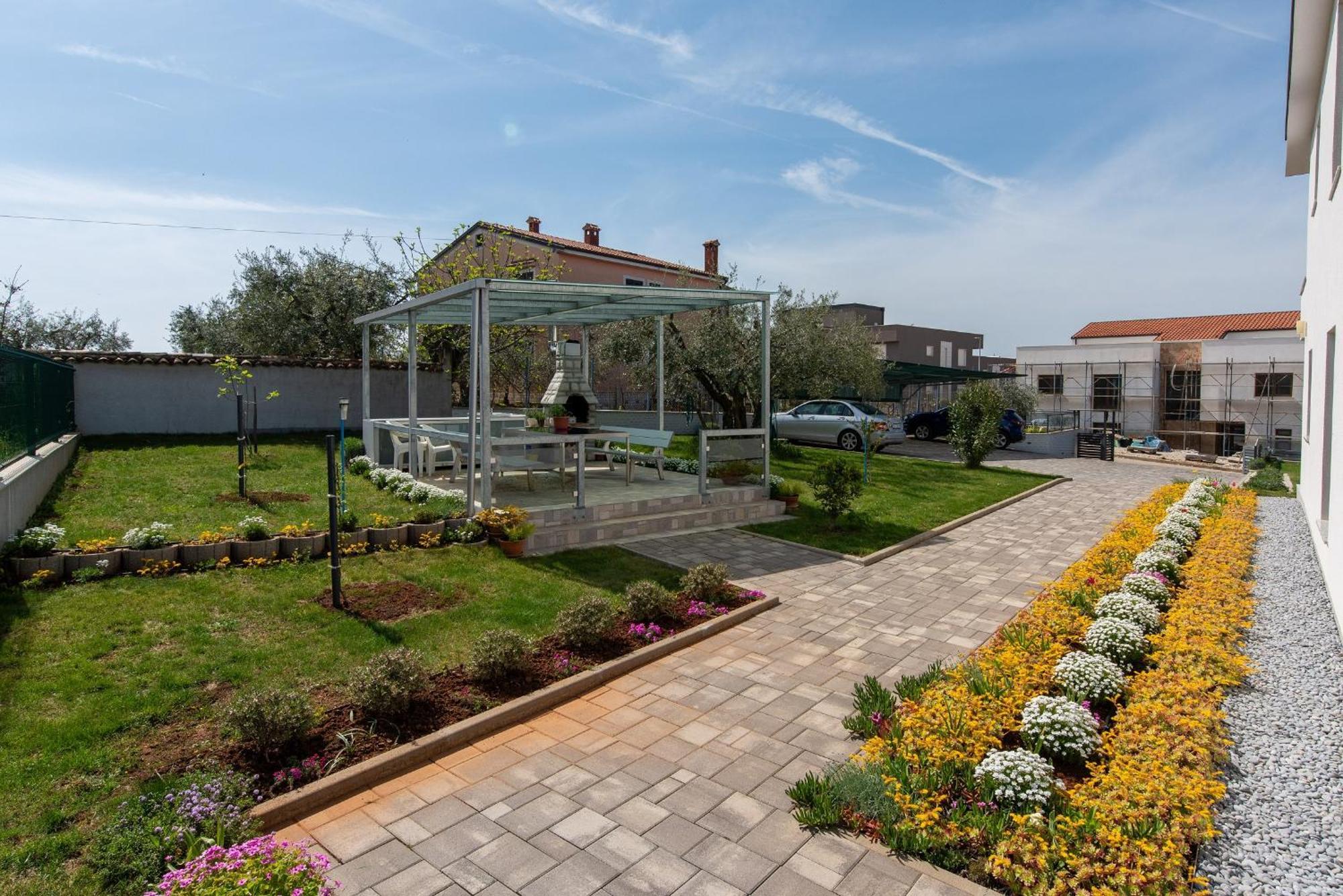 Apart Residence Blue Sea Пореч Экстерьер фото